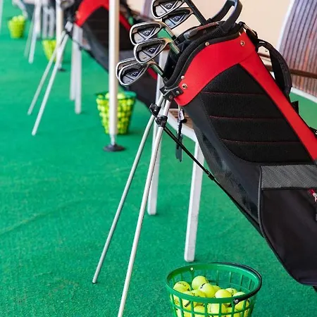- Greenlife Golf
