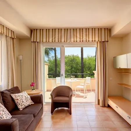 - Greenlife Golf 3* Marbella