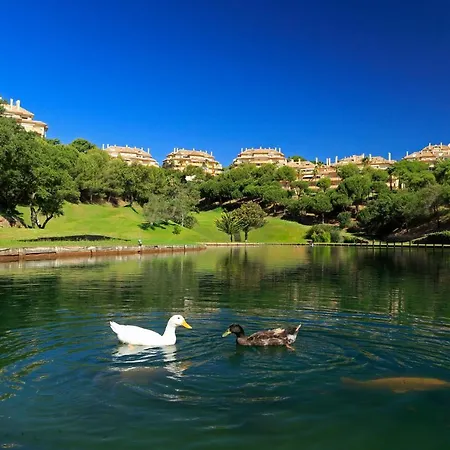 - Greenlife Golf Aparthotel